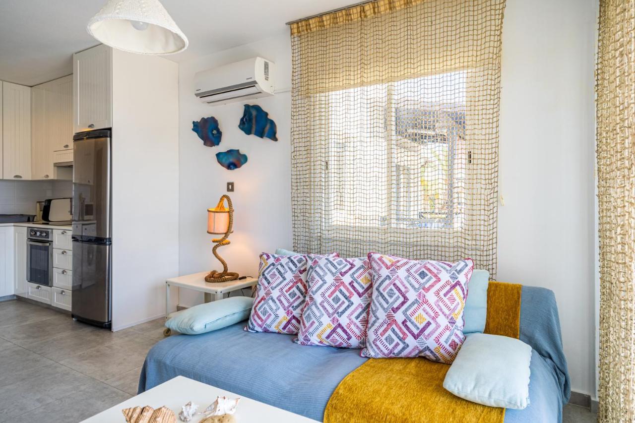 Seawaves 1- Bedroom Apartment Near Meneou Beach Lárnaca Exterior foto